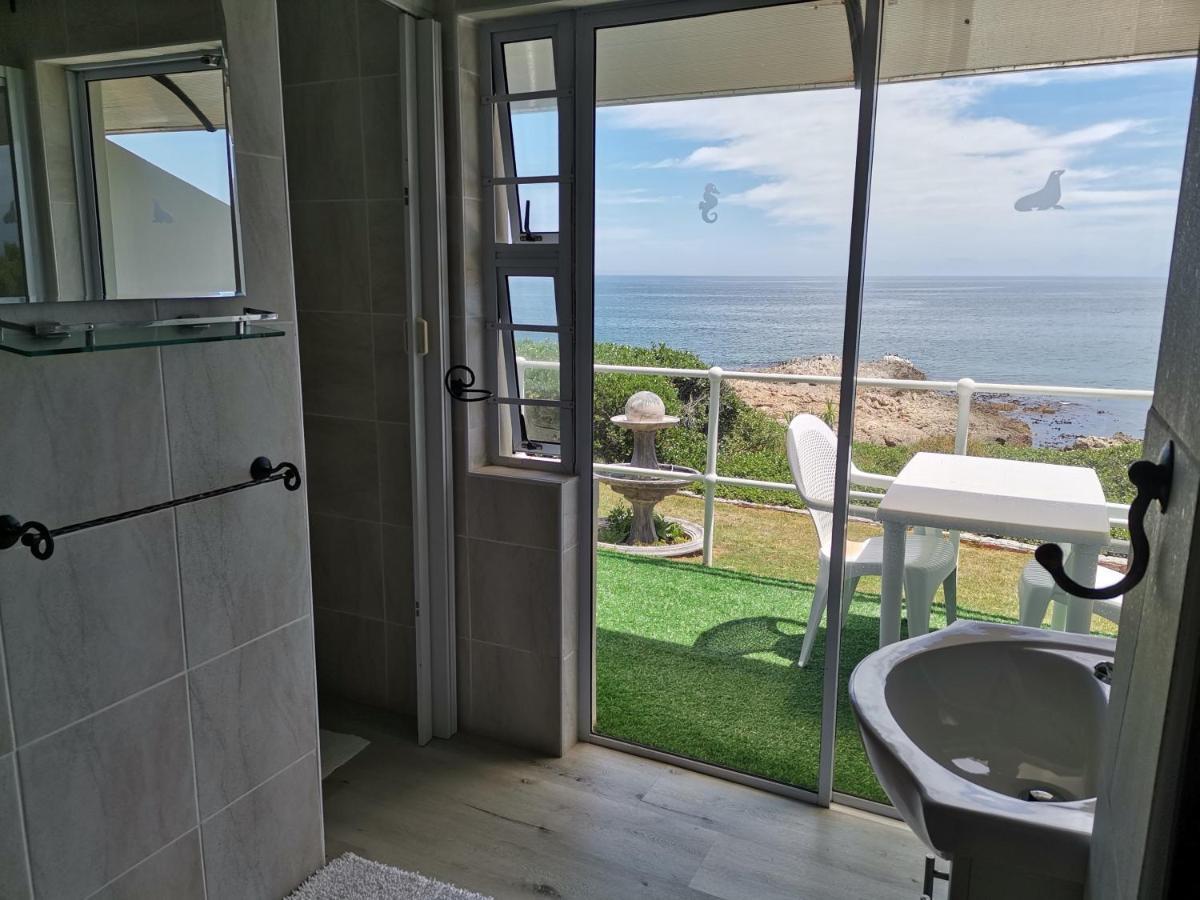 On The Rocks Guesthouse Gansbaai Exterior foto