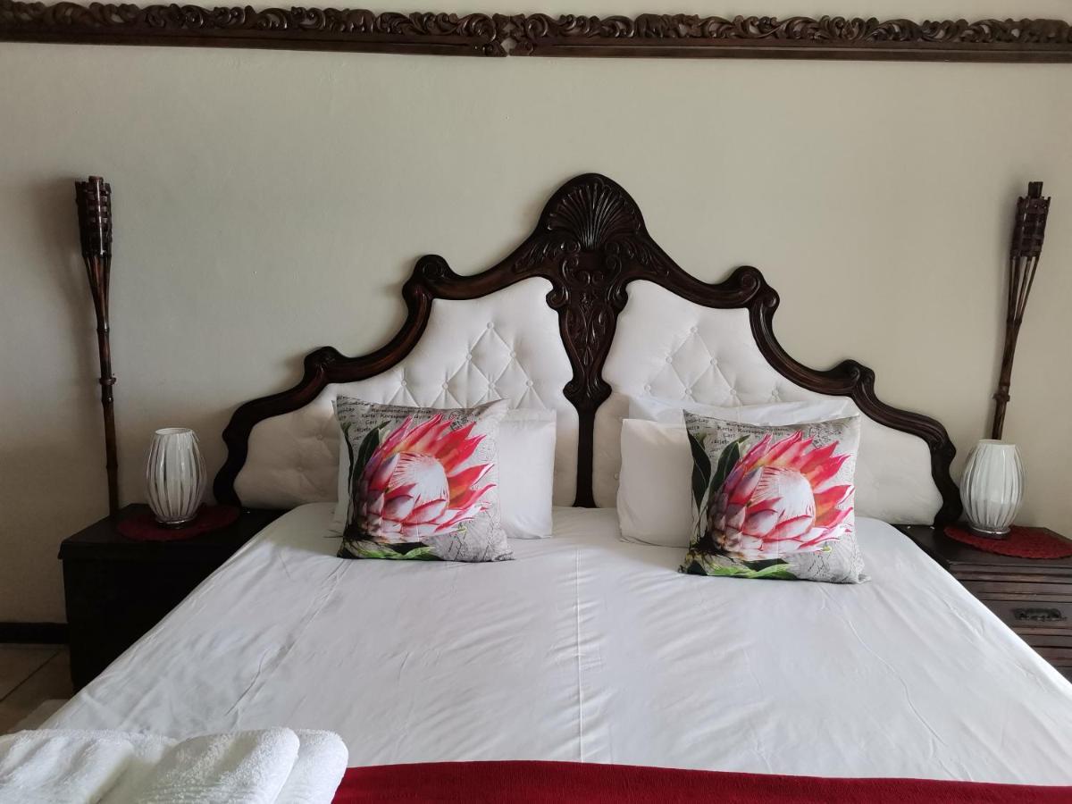 On The Rocks Guesthouse Gansbaai Exterior foto