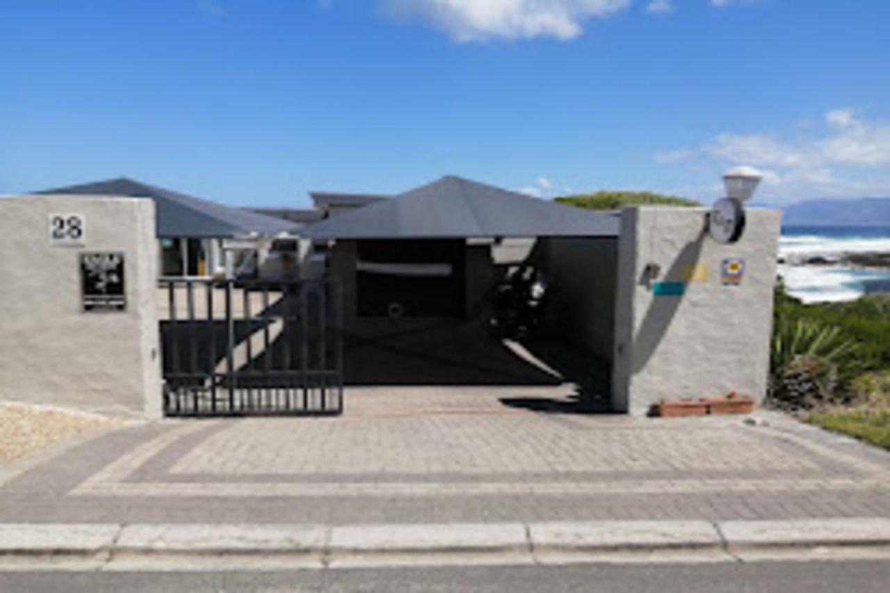 On The Rocks Guesthouse Gansbaai Exterior foto