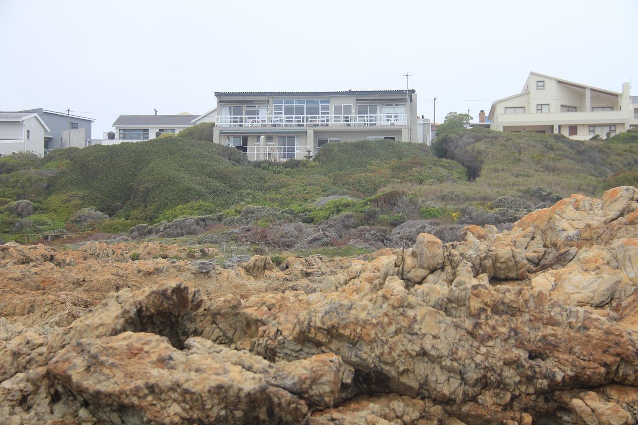 On The Rocks Guesthouse Gansbaai Exterior foto